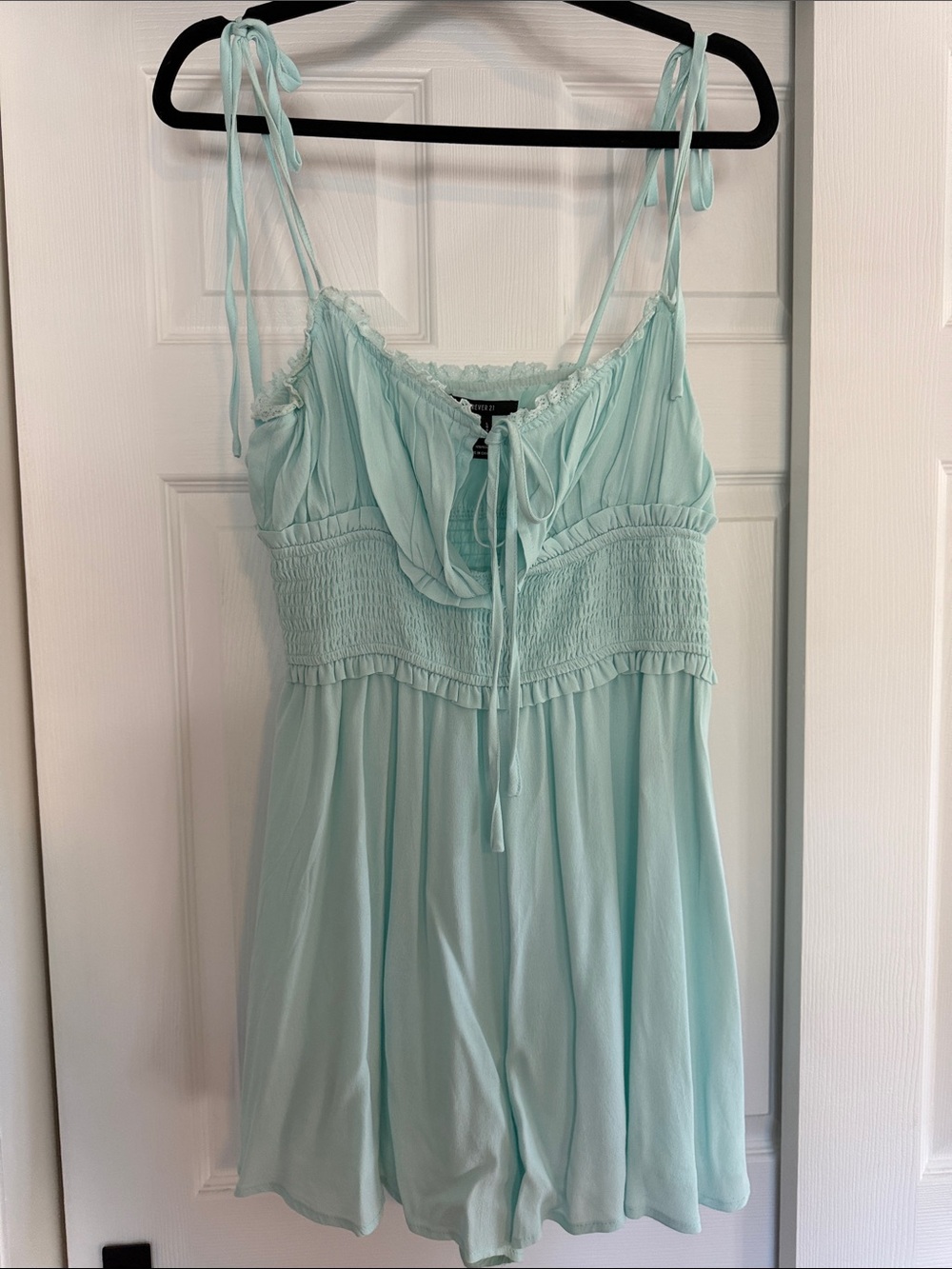 Forever 21 Women's Light Blue Tie-Strap Babydoll Romper